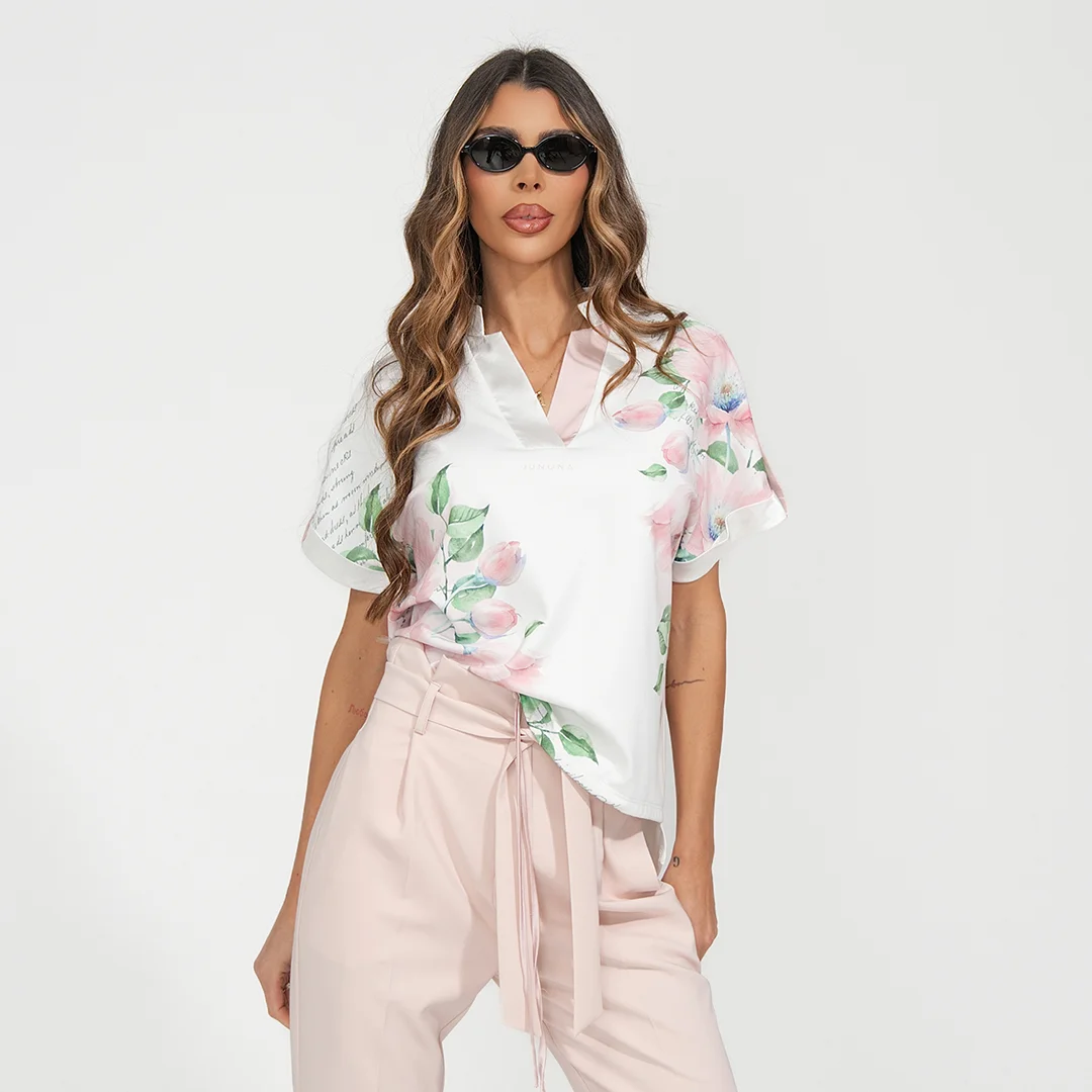 Дамска блуза Junona с флорални акценти и връзка