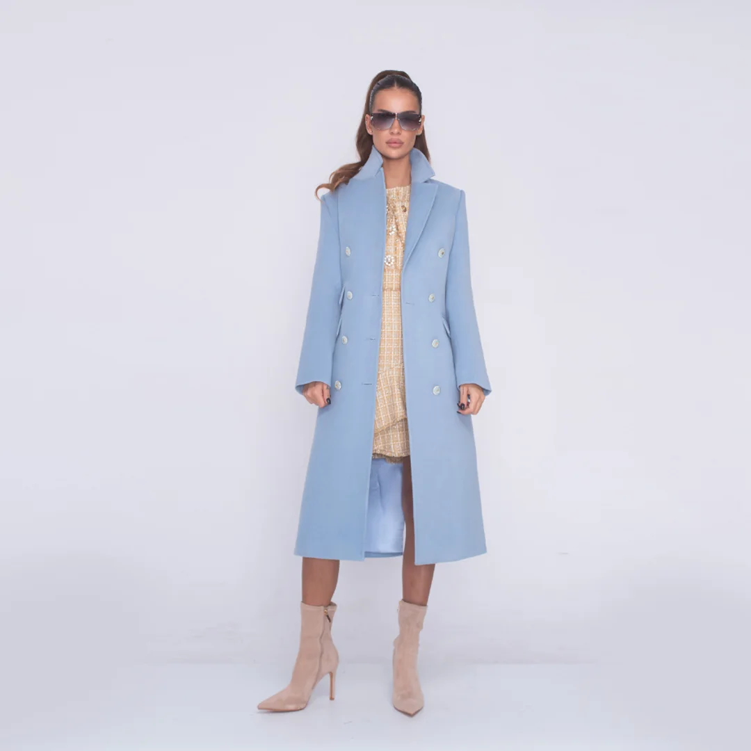 Палто с двуредово закопчаване