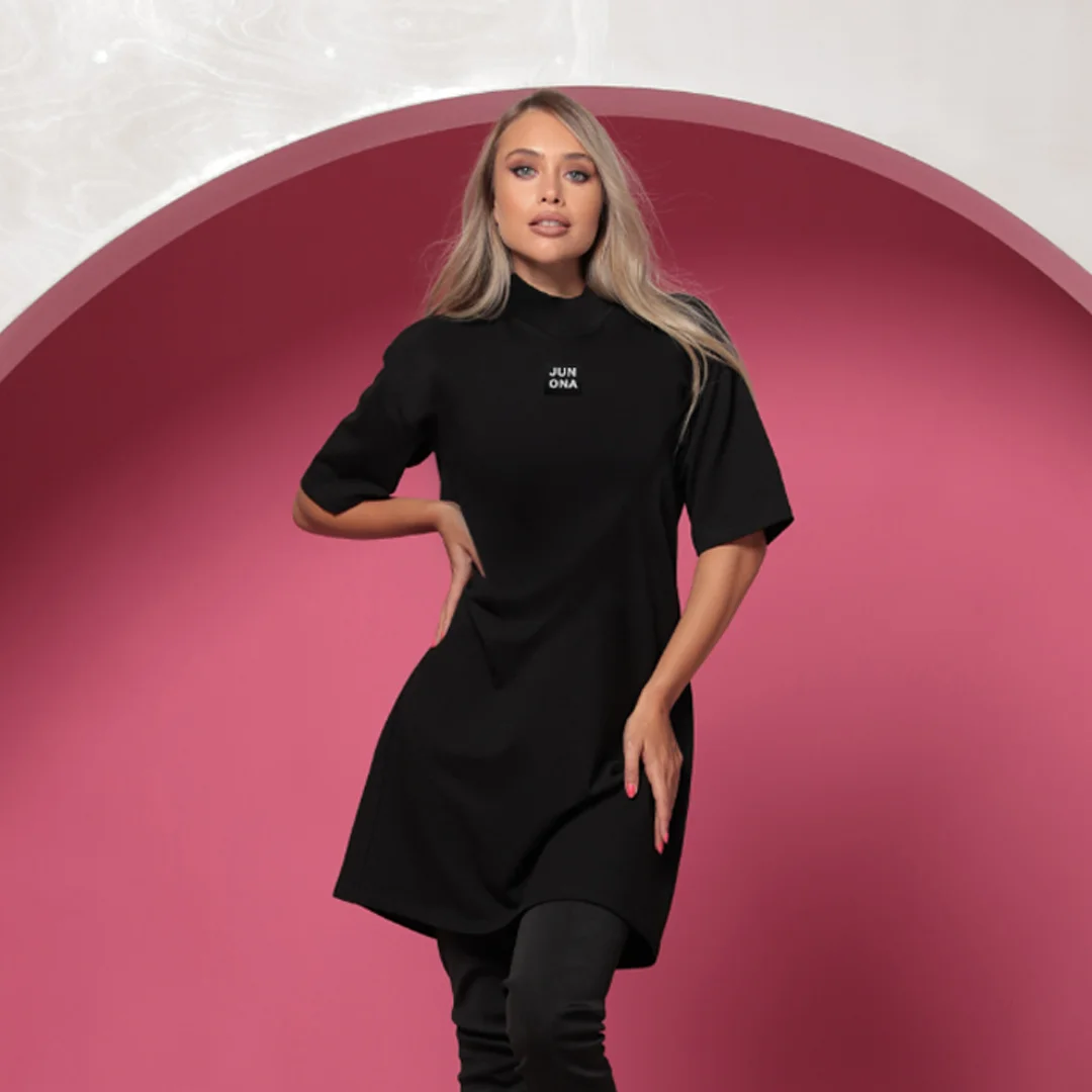 Дамска рокля с гумирано лого