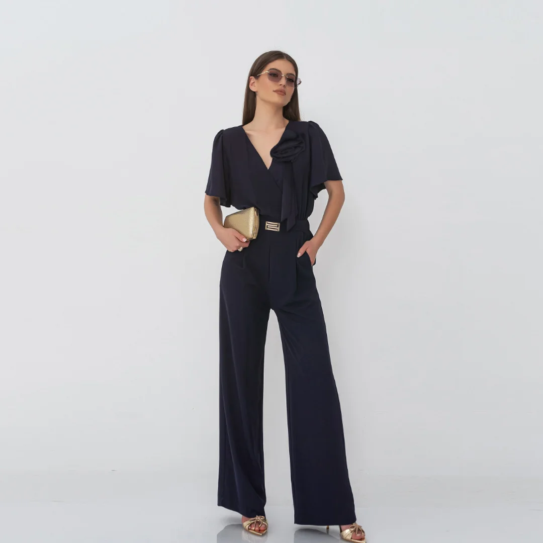 Свободен гащеризон с цвете