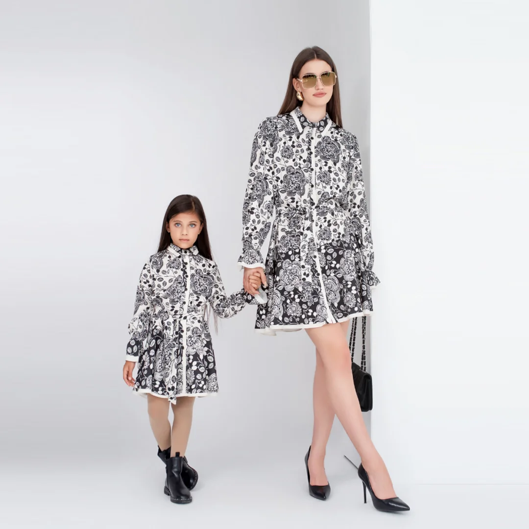 Детска рокля с принт