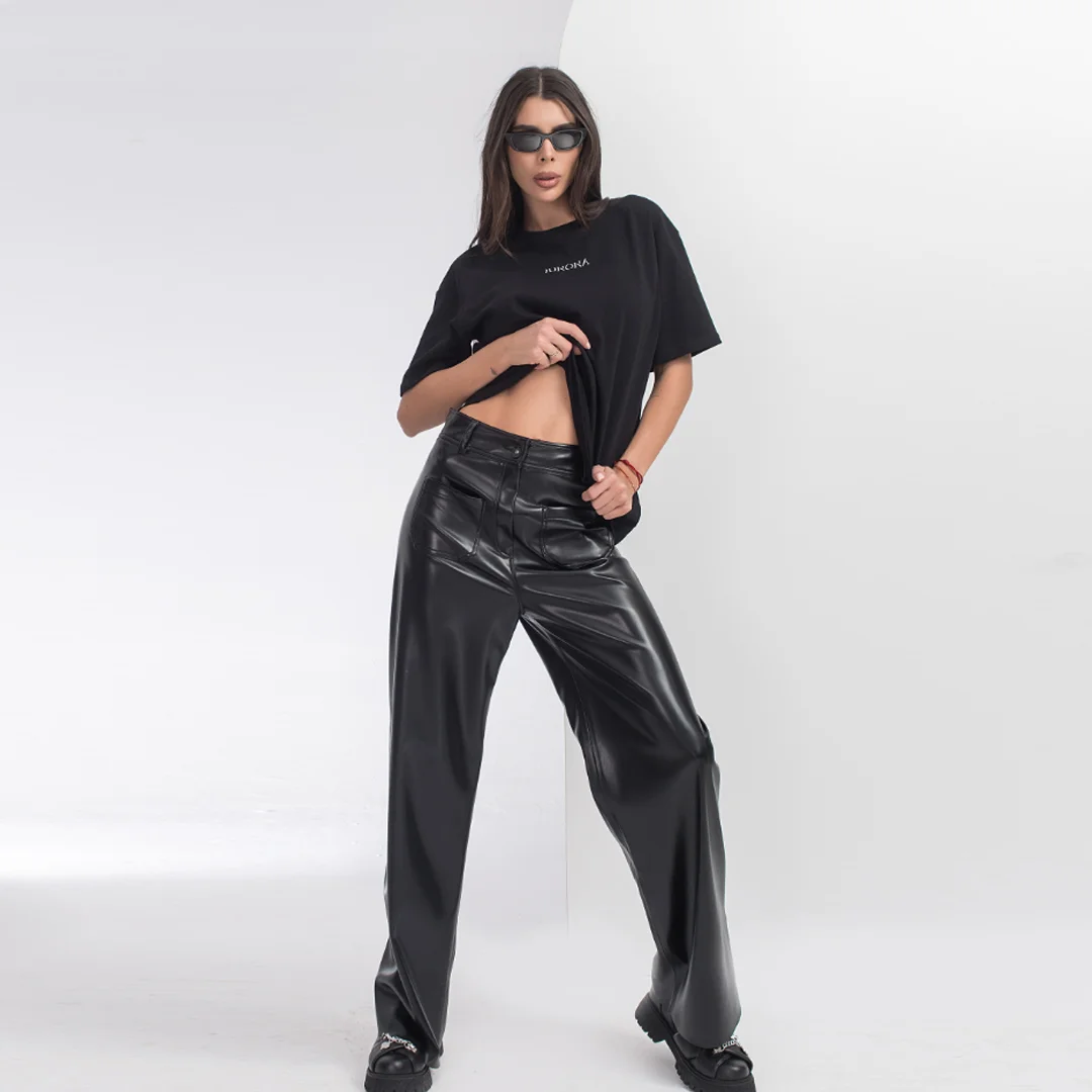 Кожен панталон с широк крачол