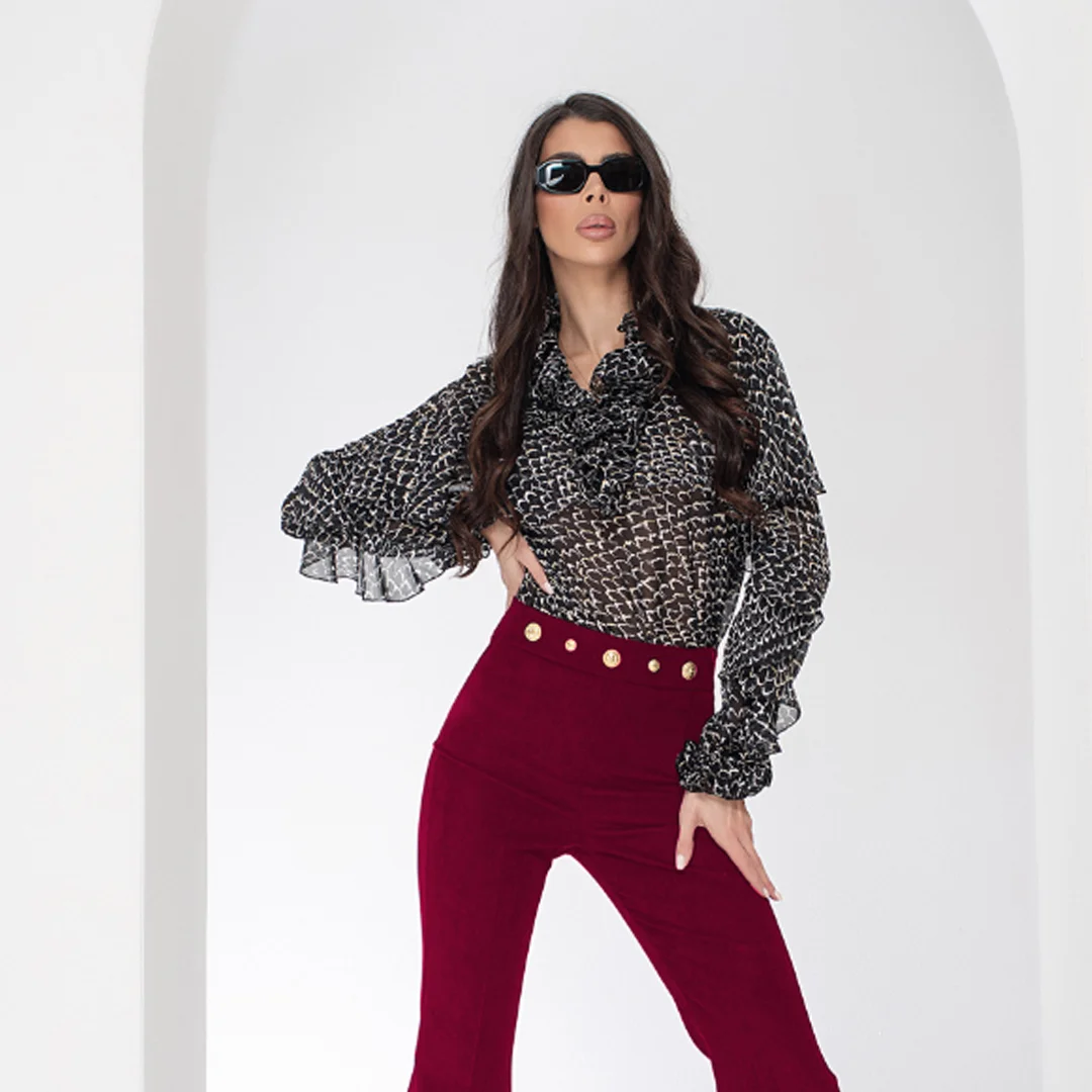 Риза с къдри