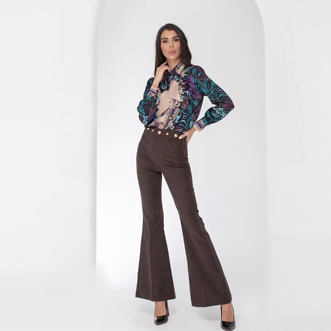 Панталон от рипсено кадифе с широки крачоли