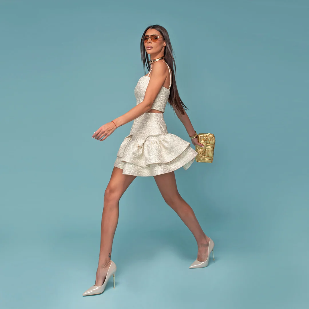 Къса пола на волани от жакард