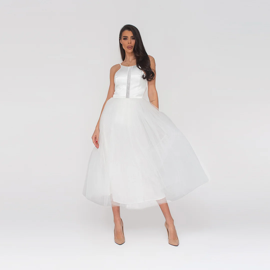 Дълга рокля с тюл