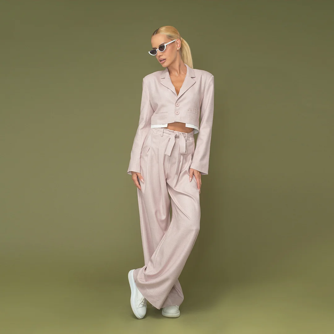 Оувърсайз панталон с двойни басти и колан